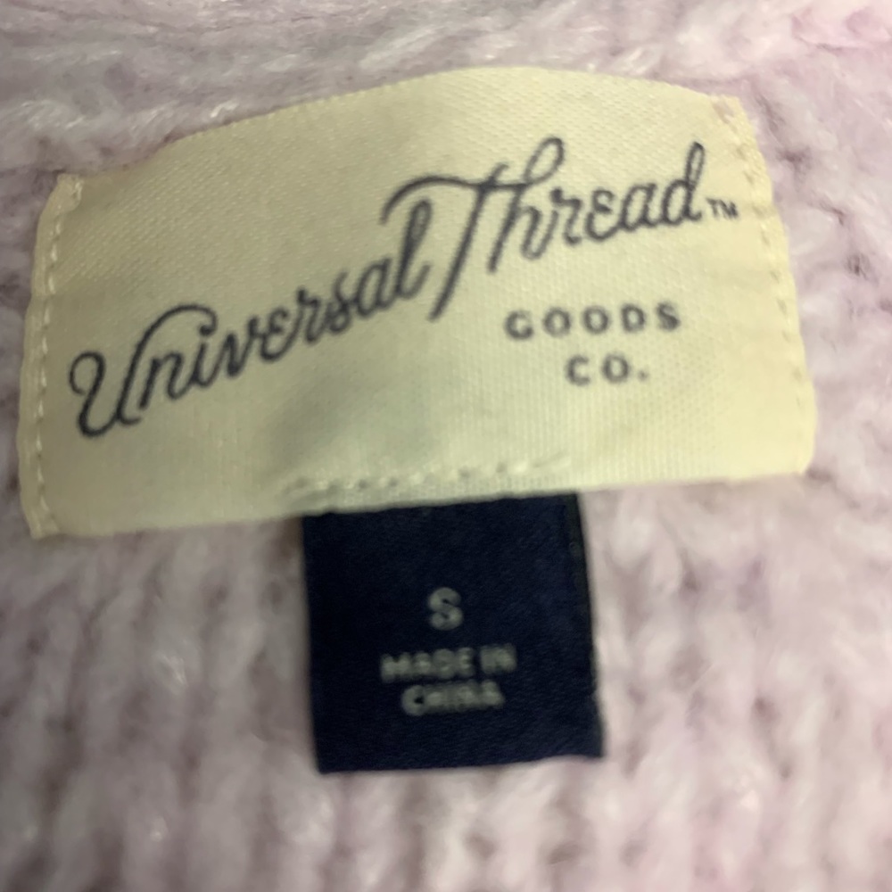 Universal Threads Sweater - Picture 3 of 4